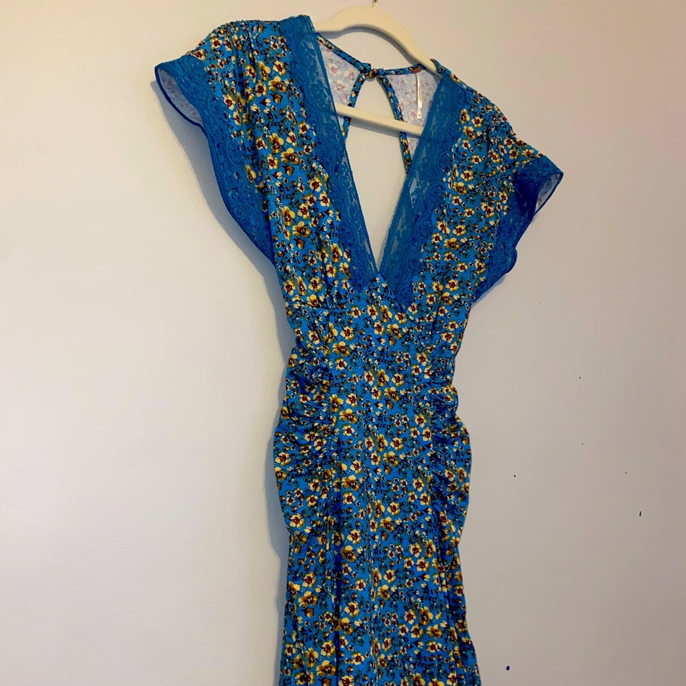 Brand New, Free People mini Dress; Blue & Floral; Size: XS